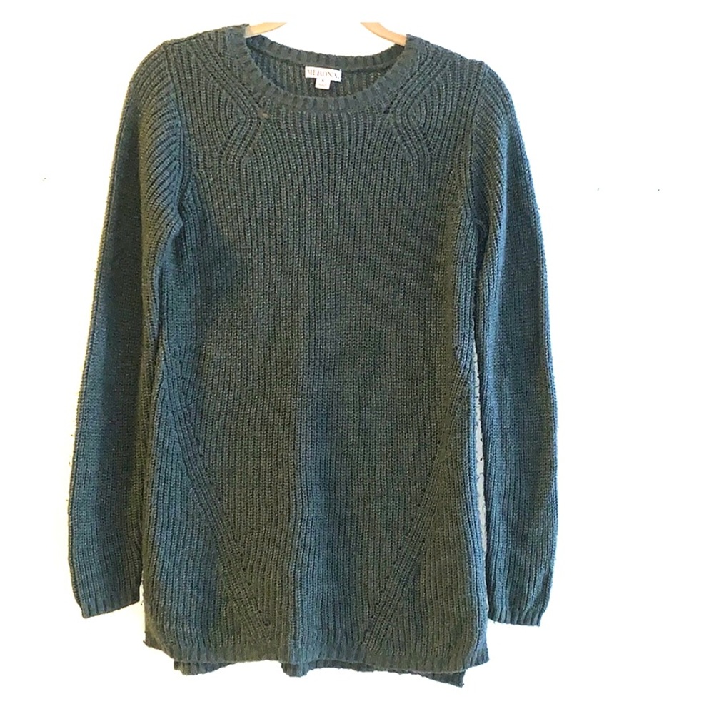 Green tunic sweater. Size S.